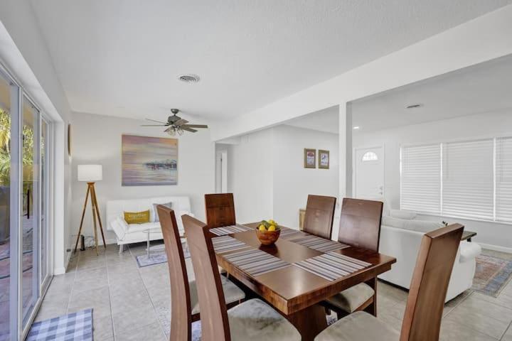 Beautiful 4 Bedrooms/Pool/Walk To Beach 데어필드 비치 외부 사진
