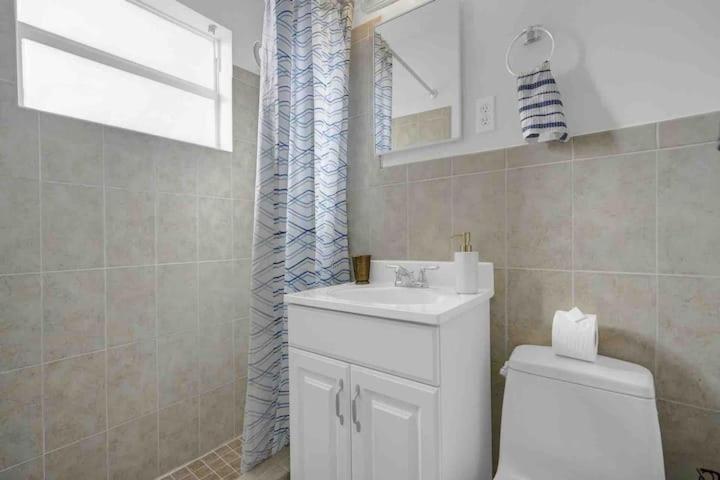 Beautiful 4 Bedrooms/Pool/Walk To Beach 데어필드 비치 외부 사진