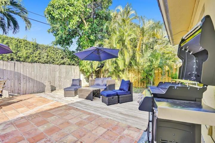 Beautiful 4 Bedrooms/Pool/Walk To Beach 데어필드 비치 외부 사진